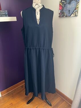 Anne Klein Sleeveless Navy Midi Dress with Split V-Neck